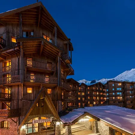 In Near Slopes * Val Thorens